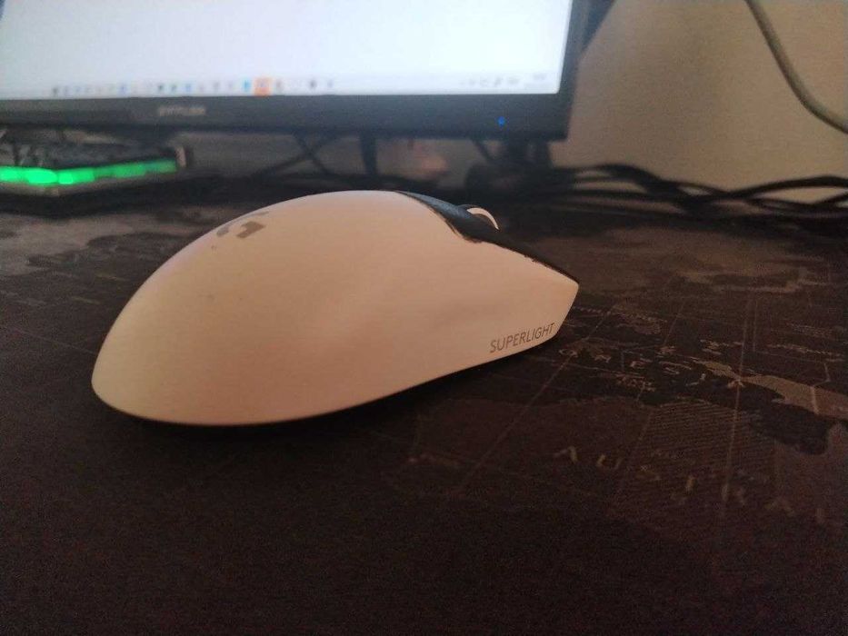 Logitech G Pro X  Superlite 1