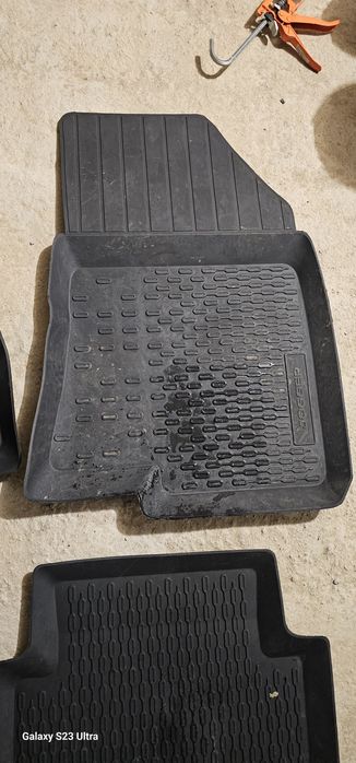 Стелки Dacia JOGGER