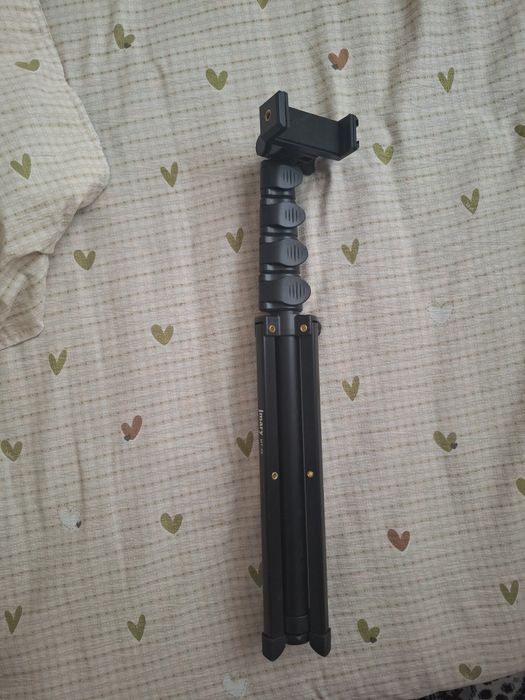 Продам штатив срочно