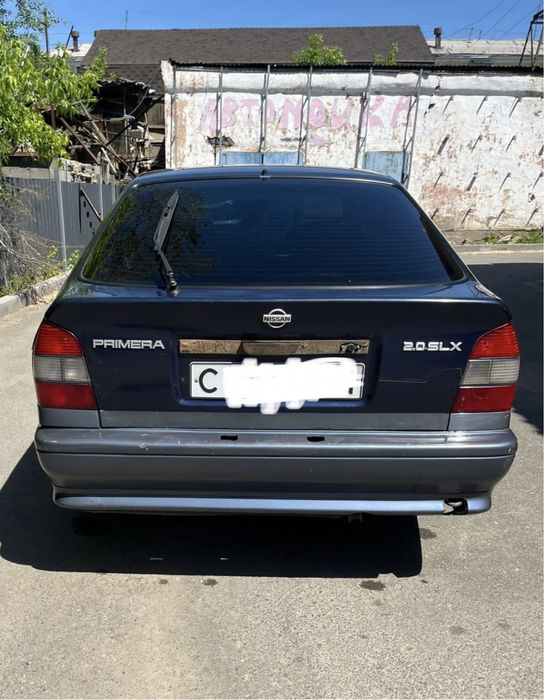 Ниссан примера п10 1995г 2 хозяин. в хорошем состояний