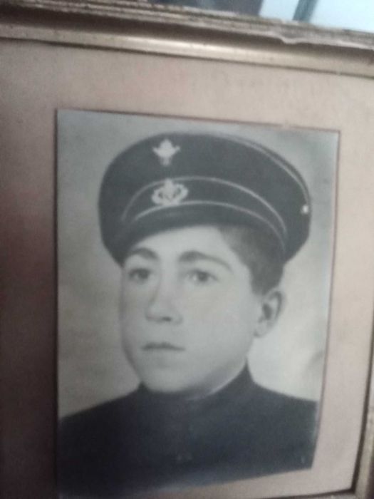 Стари снимки с дървени рамки