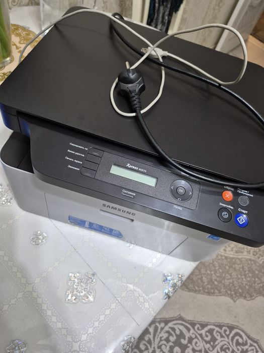 Продаю принтер самсунг