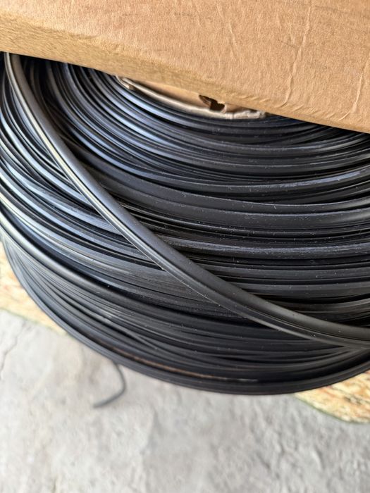 Уплотнитель для пластиковых окон D-профиль, новый (бухта)