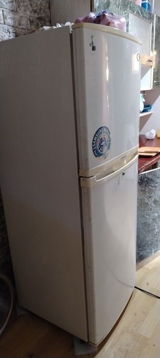SAMSUNG холоделник сотилади