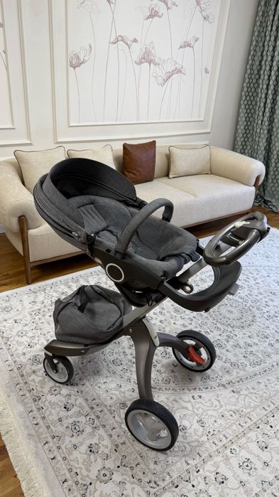 Коляска детская STOKKE