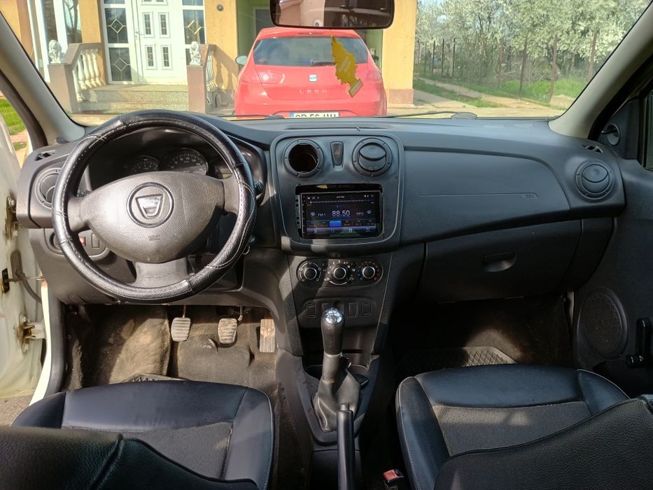 Dacia Sandero 2015