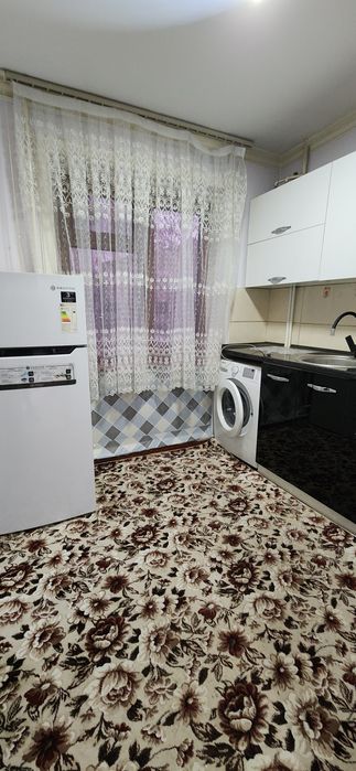 Срочно продается 2 ком ... квартира ул.Гагарина Азиз базар