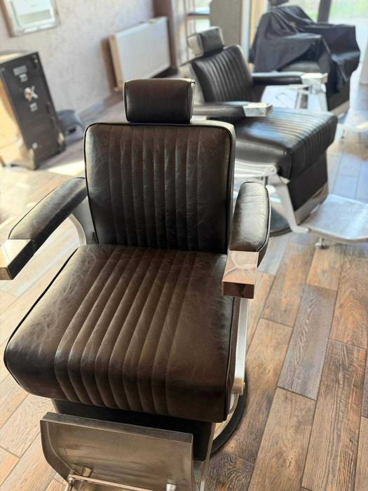 Vând echipament complet pentru salon de frizerie