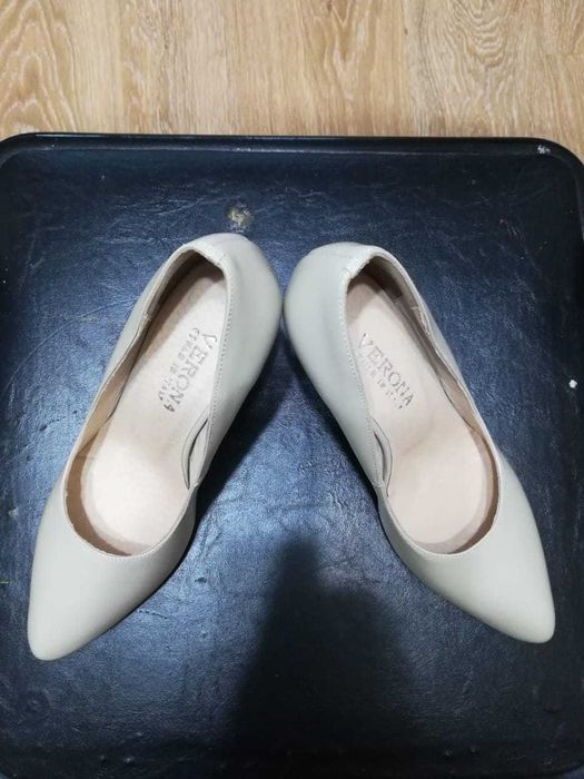 36 размера туфли.