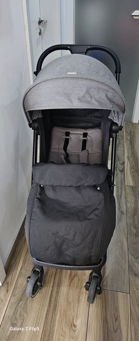 Лятна количка Espiro Axel