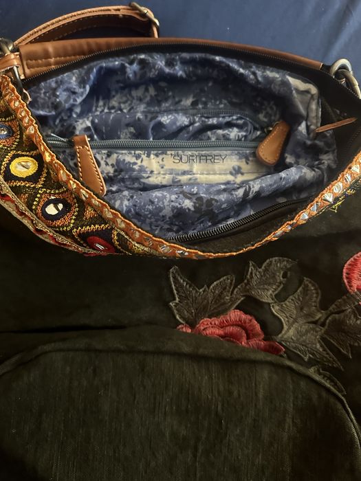 Два броя дамски чанти