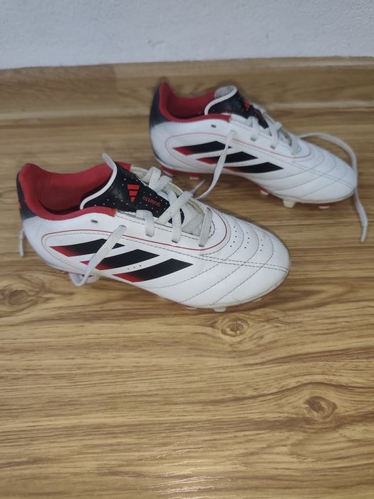 Ghete fotbal cu crampoane  Adidas copii m 31