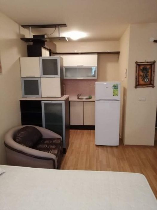 Дава се под наем Едностаен апартамент в к.к. Златни пясъци - 44 кв.м за 306 € - Снимка #1