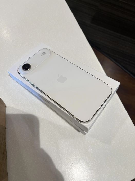 Iphone Air 17 256 Gb  white
