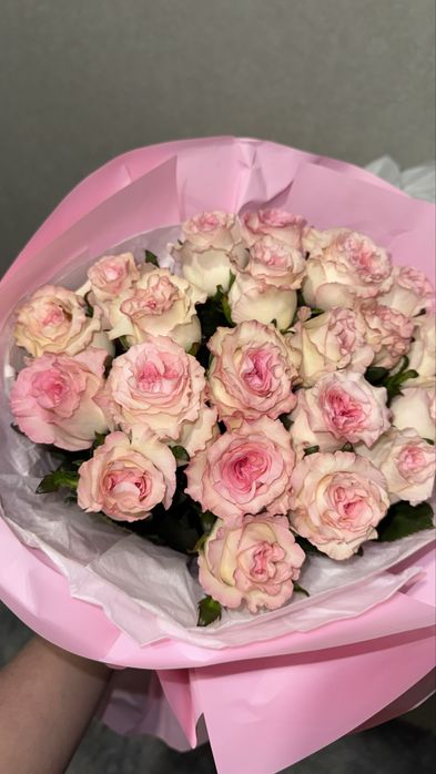 Продам букет роз 12000