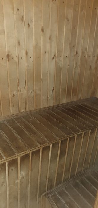 Продаётся участок своя,в хорошем месте.