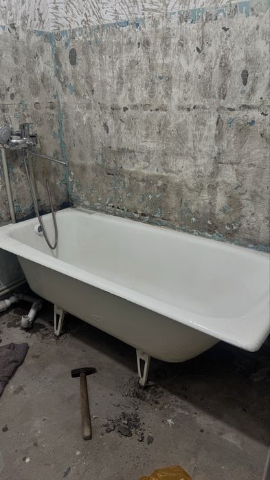 Чугунная ванна 150/70