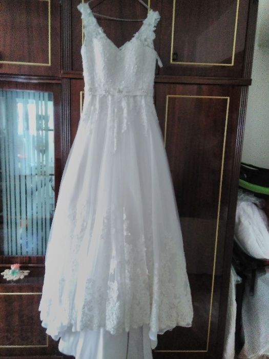 Vand rochie de mireasa + Voal cadou