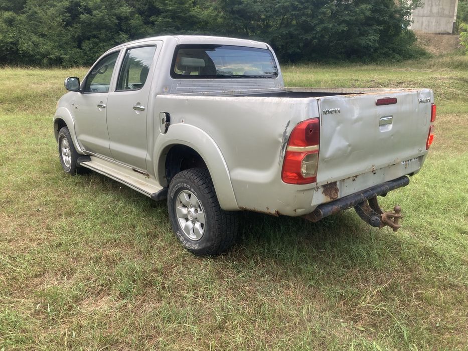 Лайсни за тойота хайлукс/Toyota hilux 05-09г