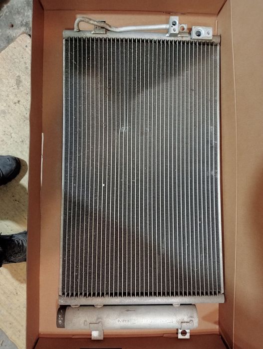Продам радиатор кондиционера