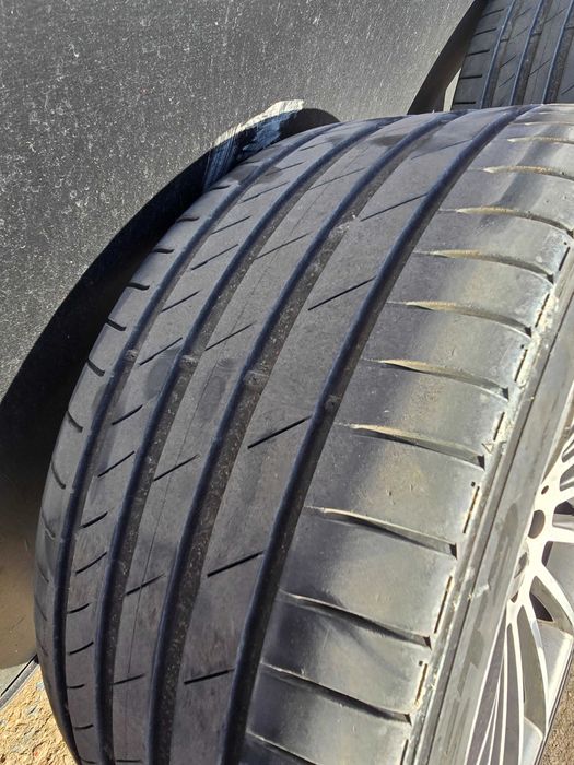 Джанти с 2 вида гуми Мерцедес 20 цола 5x112