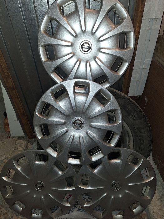 Продам зимнюю резину