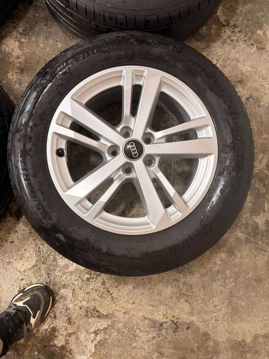 Jante 17 5x112 ET40 7J + 215/65 R17 Hankook vara Audi Q3
