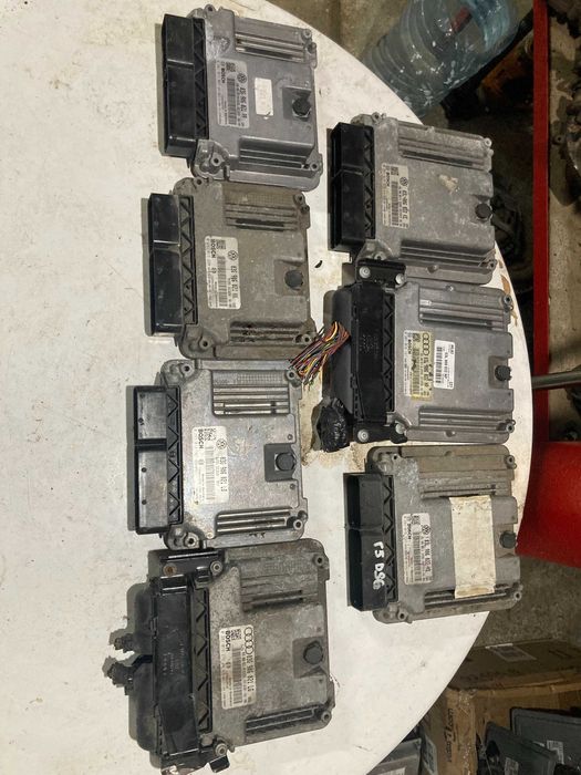 Компютър еку Голф 5 джета 2.0тди ecu електронен блок двигател