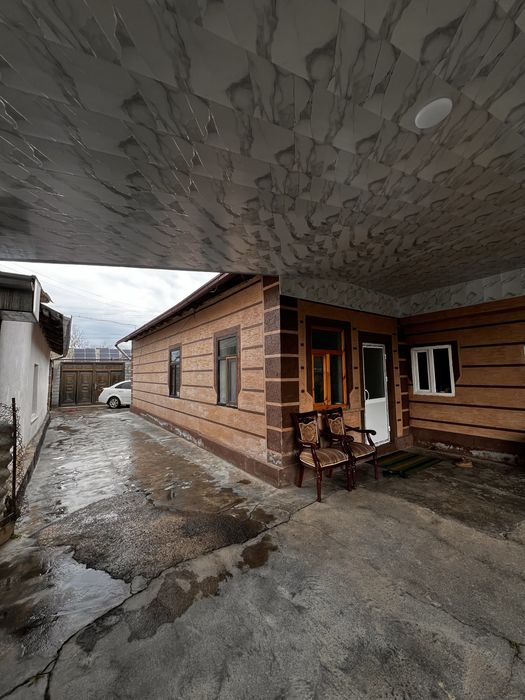 Gazalkent shahrida 7 sotixli uy sotiladi