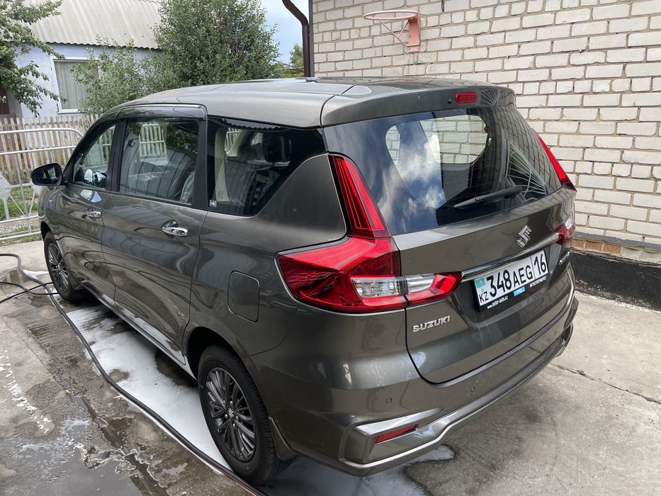 Сузуки Эртига новая