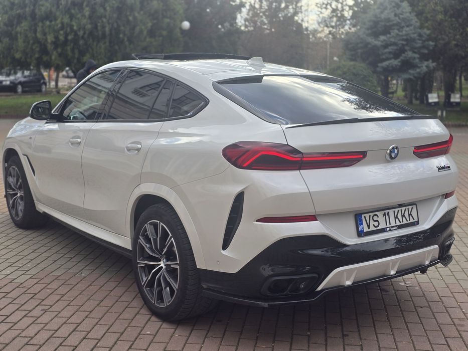 Vând x6 din 2022