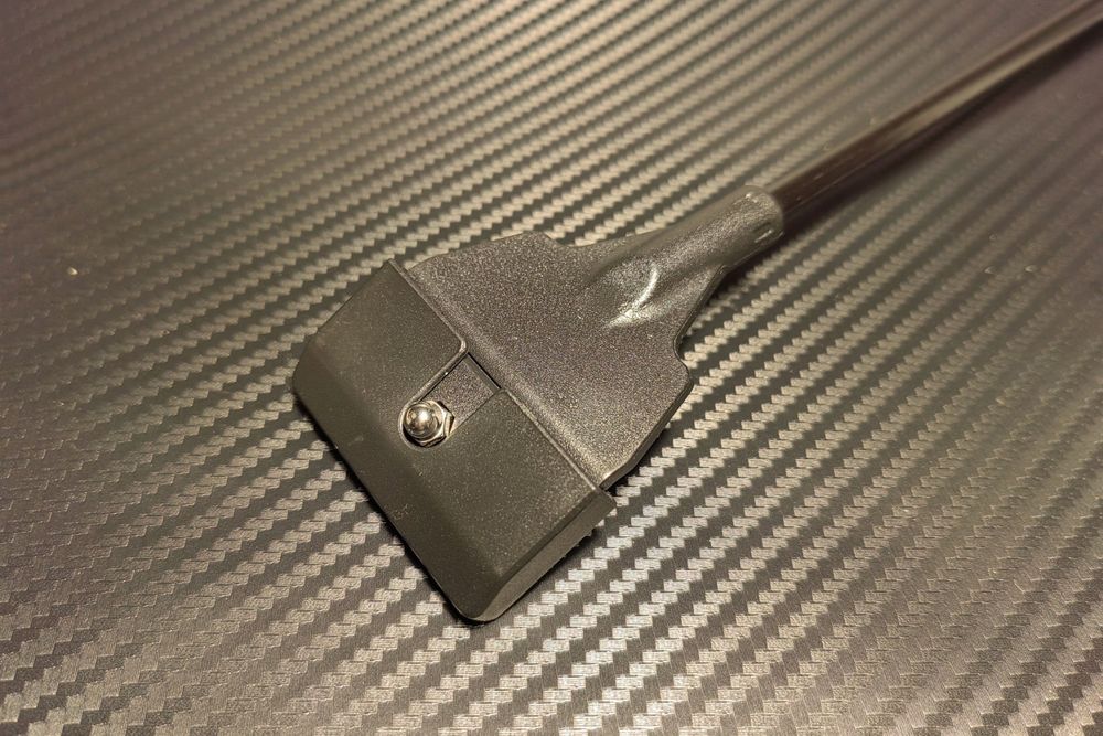 Чистачка за стъкло на аквариум.   Тест за вода и аквариум.