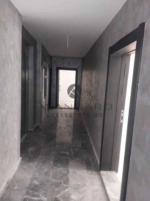 Продава се Двустаен апартамент в Пловдив, Кючук Париж - 73 кв.м за 1110 €/кв.м - Снимка #8