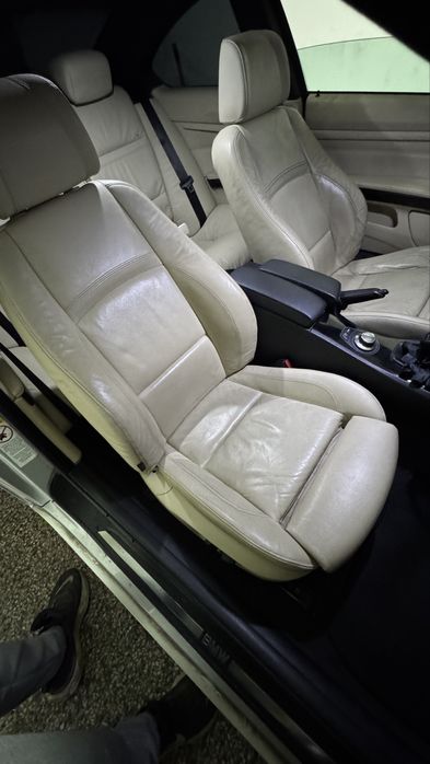 БМВ Е92 пълен комплект салон от ЛЯВ волан седалки с подгрев