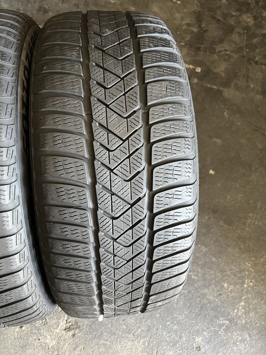 4 anvelope iarna 245/45/18 Pirelli DOT 2025!