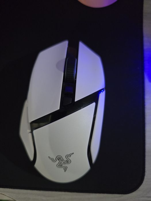 Razer Basilisk V3 Pro White Edition