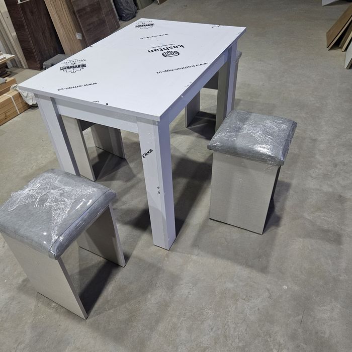 Kuhiniy stol yengi akril