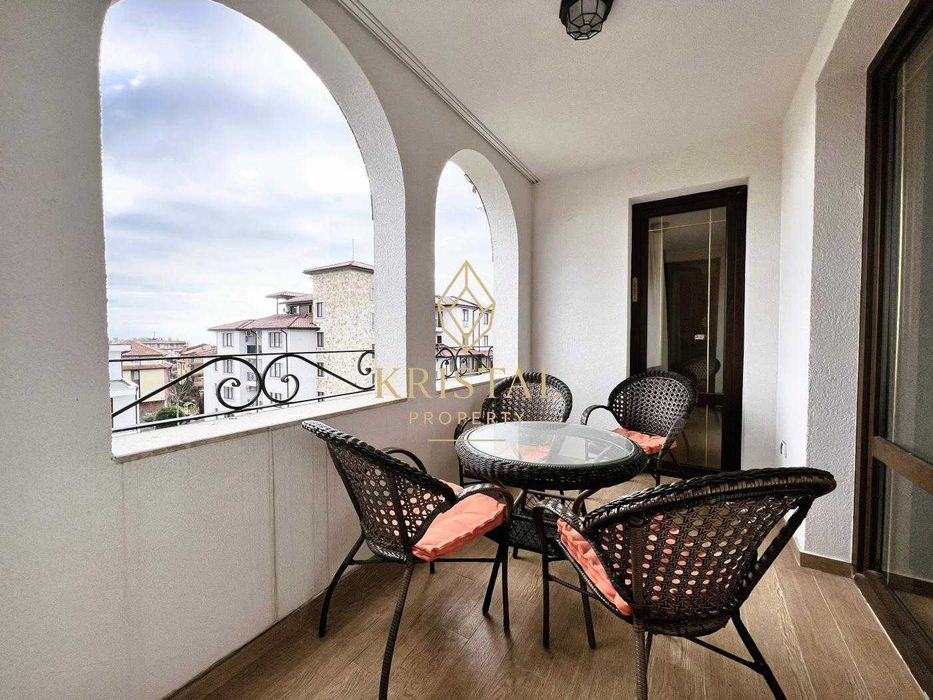 Модерен апартамент 2+1 в луксозен комплекс в Несебър, квартал Аурелия