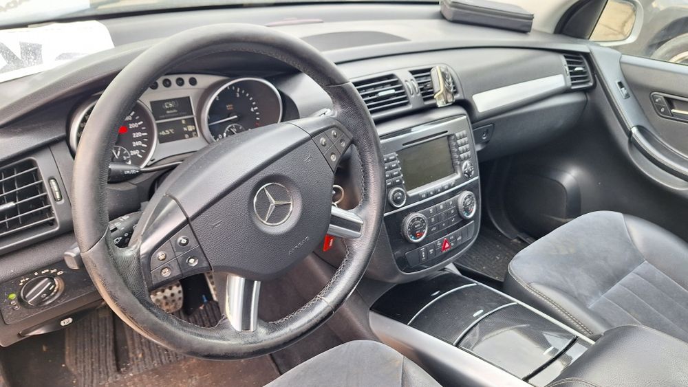 Mercedes-Benz R320CDI 224кс 4MATIC AMG на части