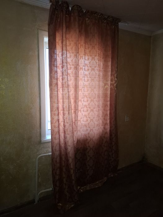 Срочно Продам шторы три штуки