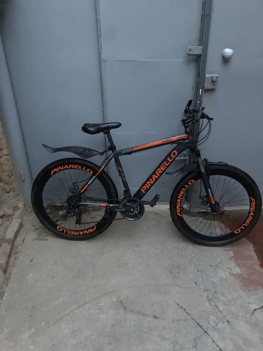 PINARELLO velosiped sotiladi!