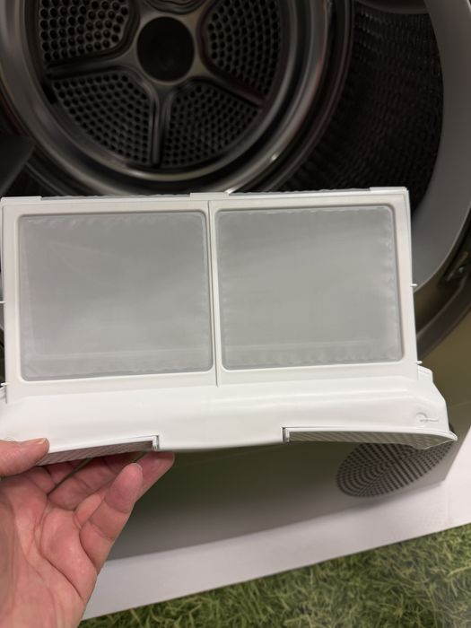 Сушилня BOSCH 9.0 kg кондезационна с термопомпа