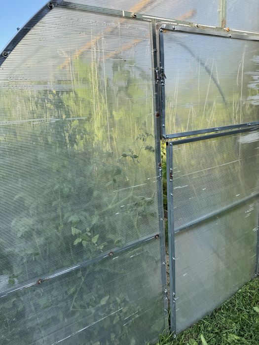 Продам теплицу 8 на 3