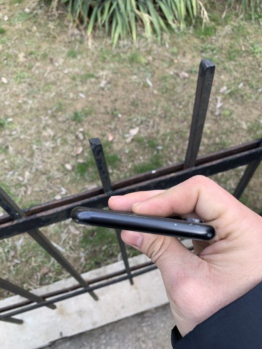 iPhone XR be LL/A QORA