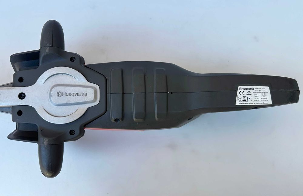 Husqvarna 115iHD45 - Мощен акумулаторен храсторез 36V
