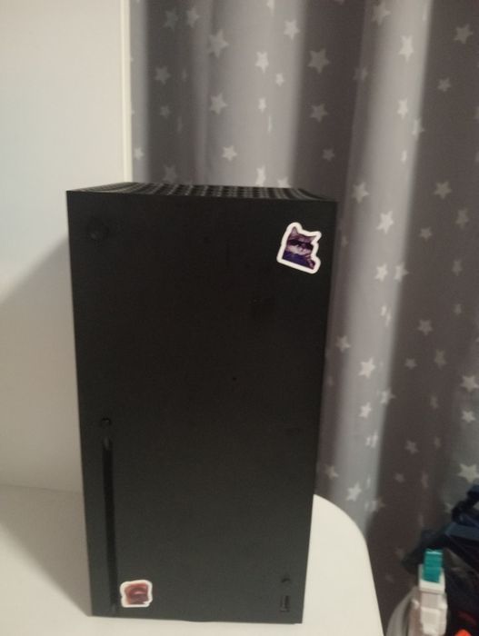 Xbox seria x in stare foarte buna