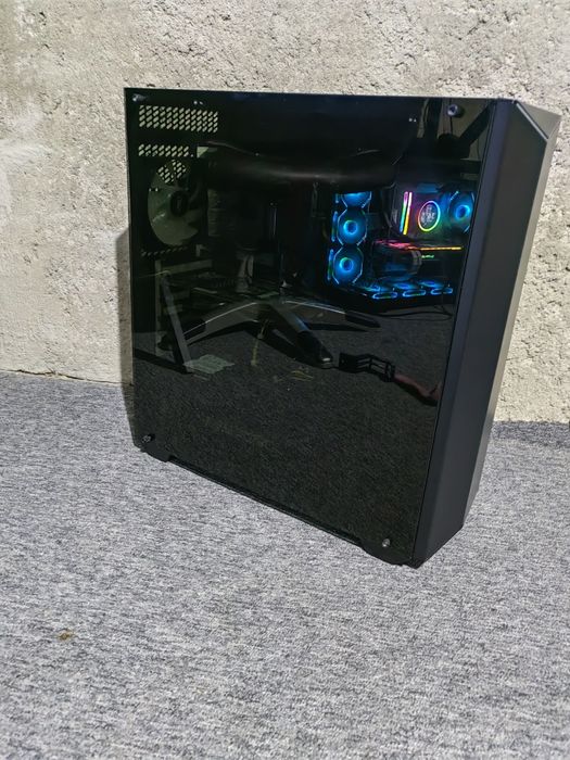 Vând unitate pc Intel core I7