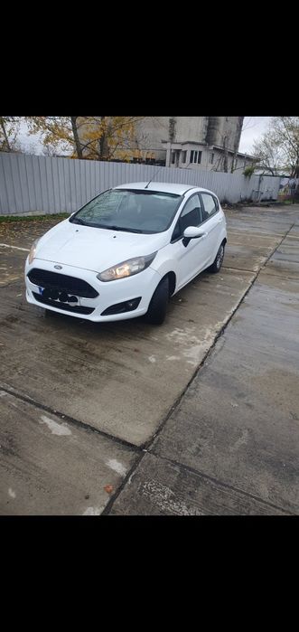 Vând Ford Fiesta 2017 diesel e 6 impecabil