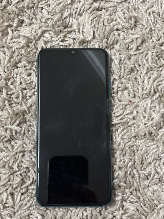 Продам телефон HUAWEI Y6p