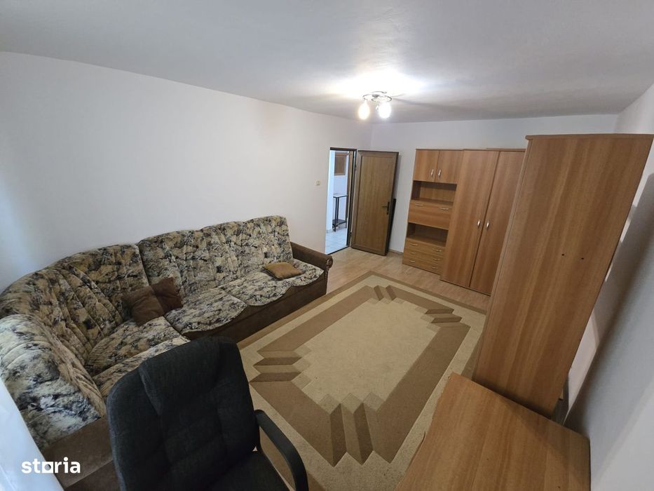 DE INCHIRIAT Apartament 3 camere, 70mp, etaj 1 - Olimpia-Stadion